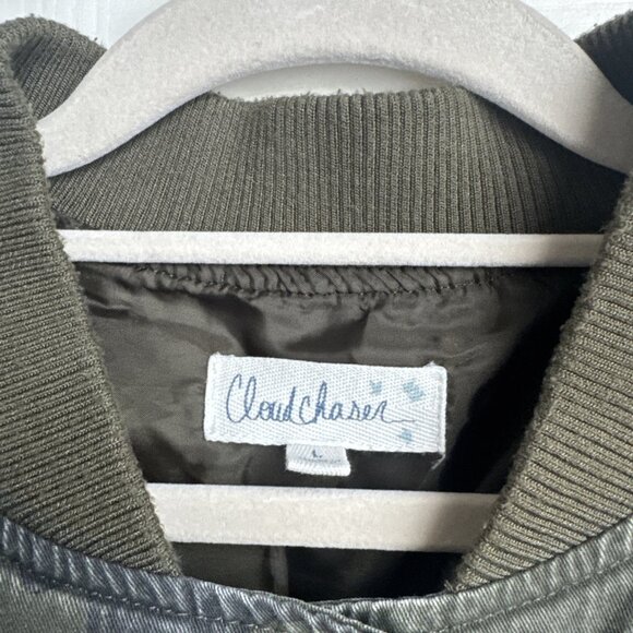 Cloud Chaser White Floral Green Camouflage Bomber Jacket Size L Juniors - Picture 3 of 6